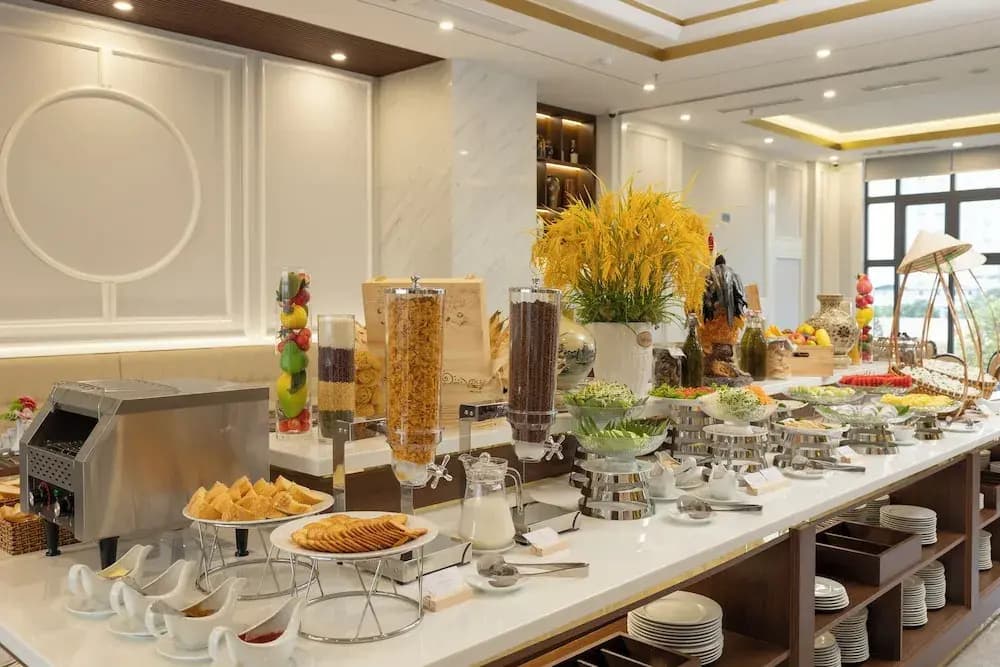 Avari Hotel - photo 11
