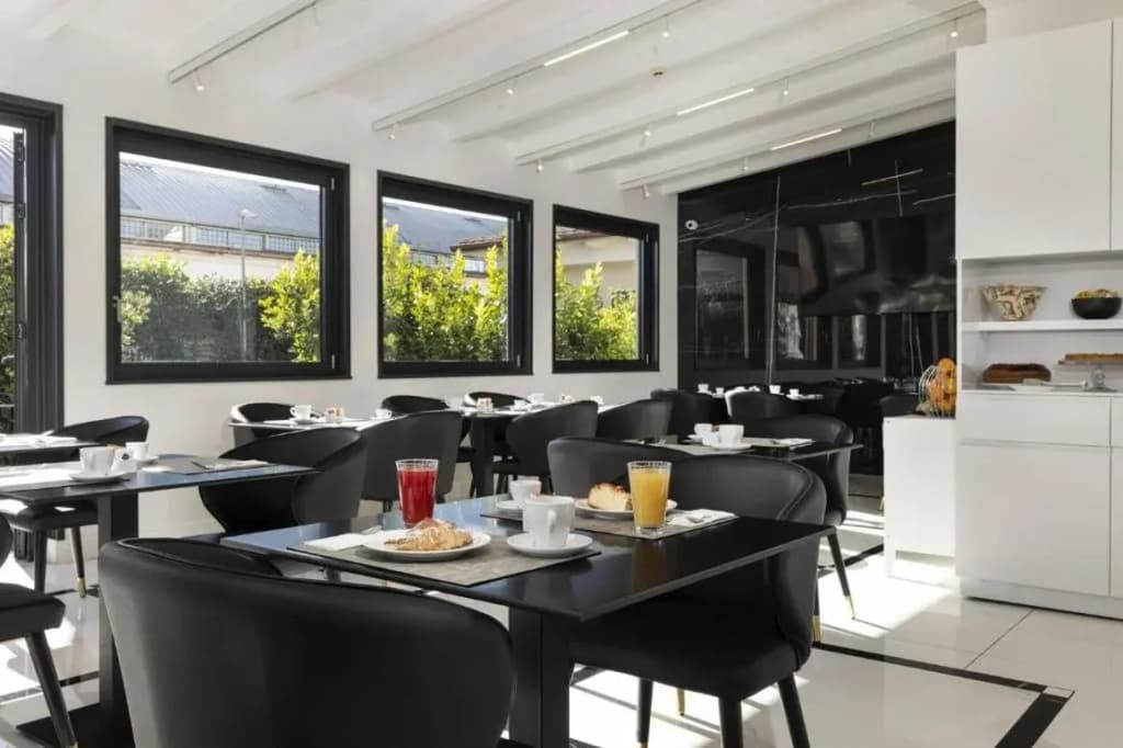 Hotel Eurogarden - photo 23