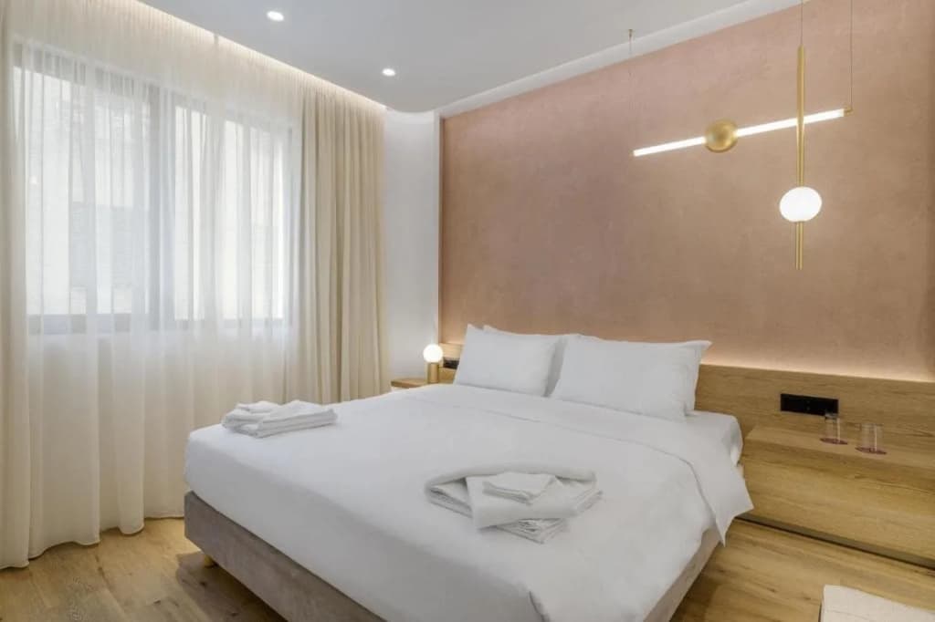 Acropolis Magenta - photo 4
