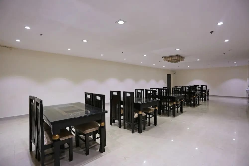 Hotel Aerodrome - photo 14