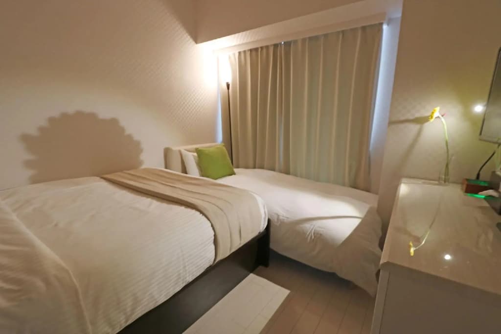 Petit Grande Homes - photo 2