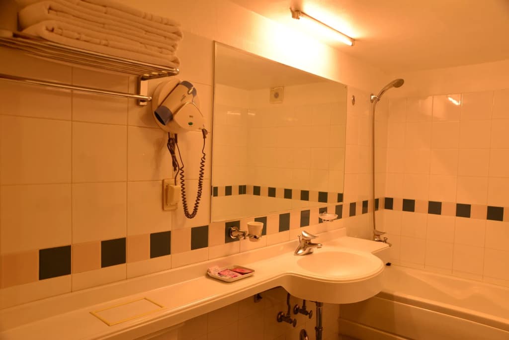 New Korea Hotel - photo 8