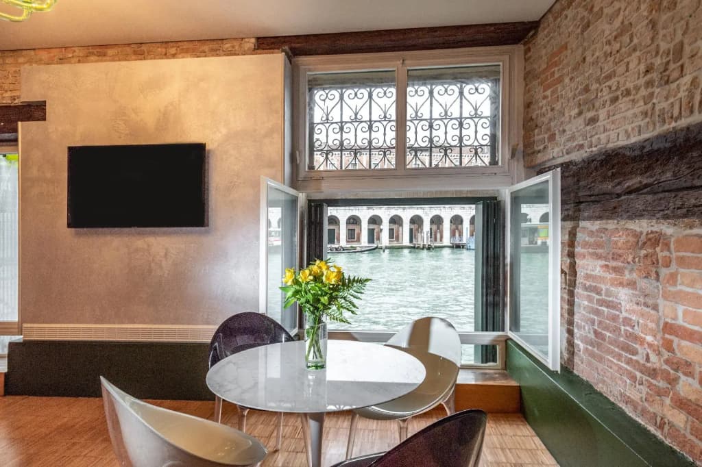 Locanda Leon Bianco on the Grand Canal - photo 29