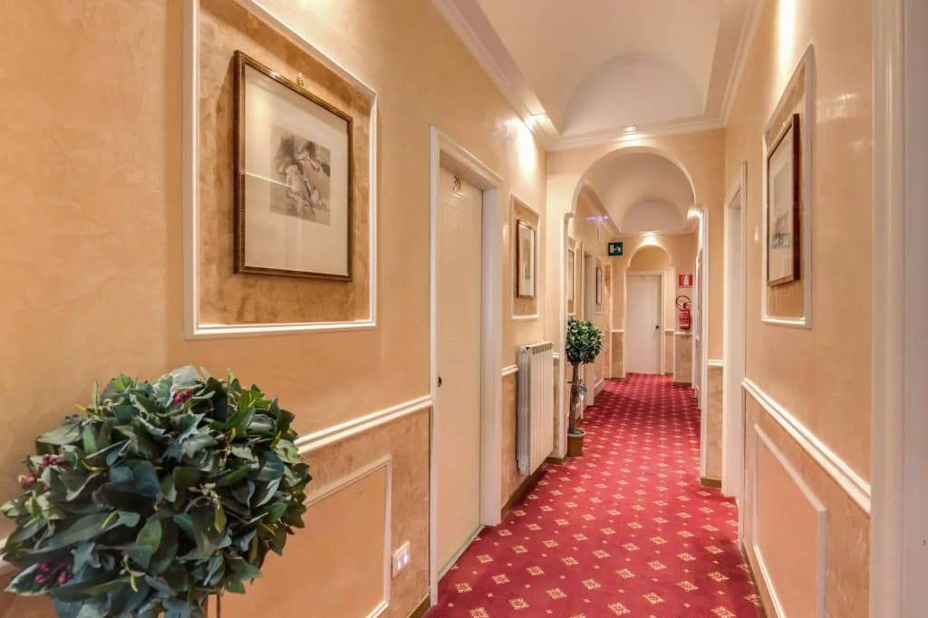 Hotel Martini - photo 16