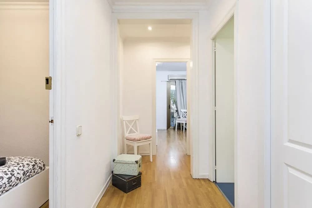Stunning Apartment Bruc - photo 9