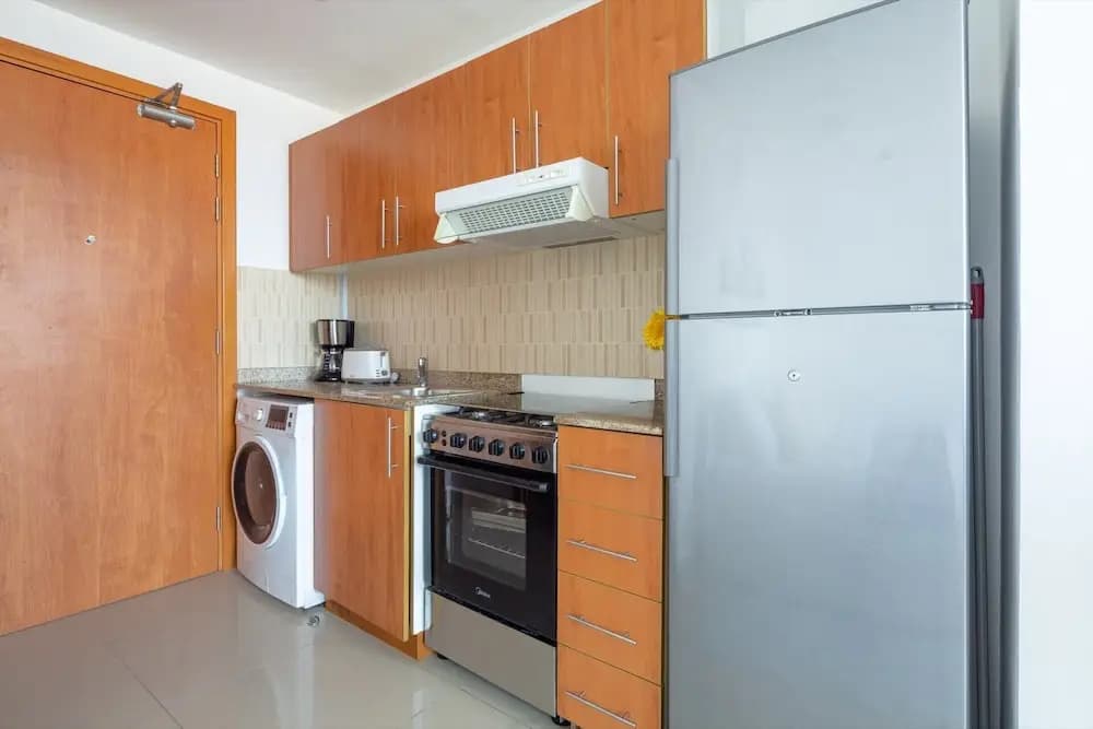 Stylish and Comfy Studio in Lakeside Impz! - photo 13