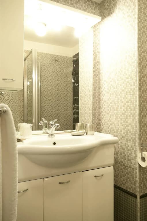Prestige Guest House - photo 8