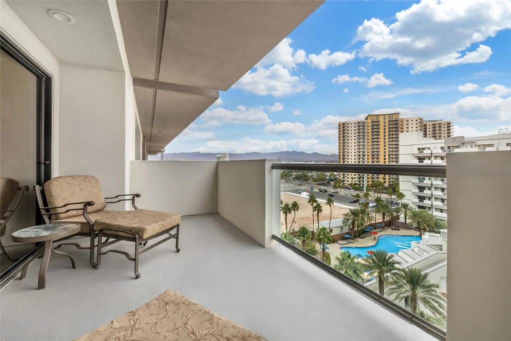 Hilton Vacation Club Cancun Resort Las Vegas - photo 38