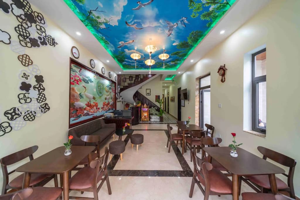 The Lake Hoian Hotel - photo 9
