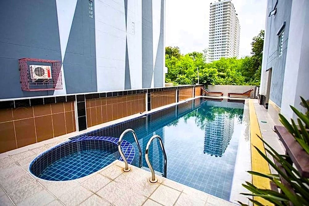 Corner Studio With Balcony Near Jomtien Beach - Beach Mountain 6 - photo 11