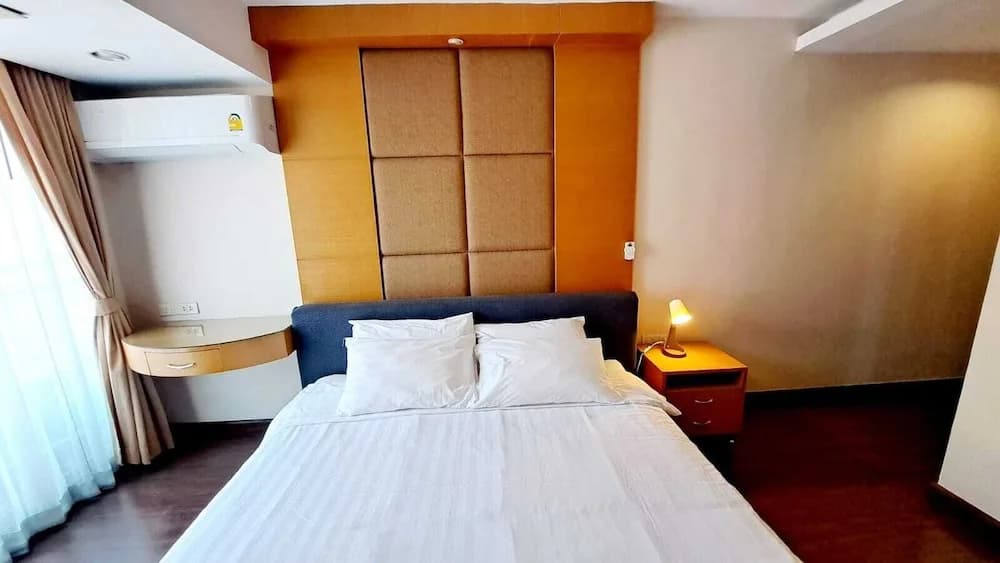 5C - 2 Bedroom Downtown Apartment With Shared Pool - photo 6