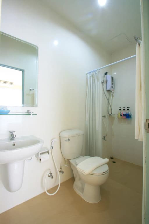 Apo Hotel - photo 8