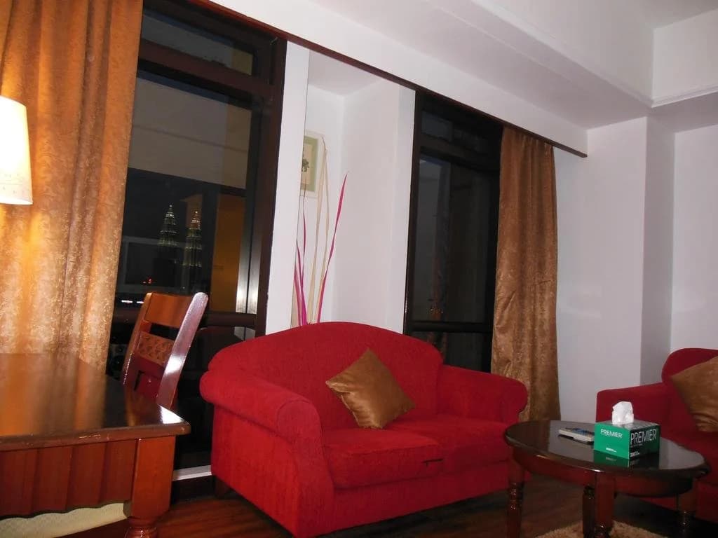 The Suites @ Times Square - photo 2