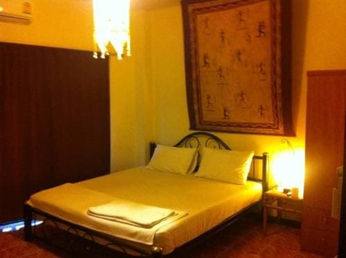 Gaeng Phet Restaurant & Guesthouse - photo 8