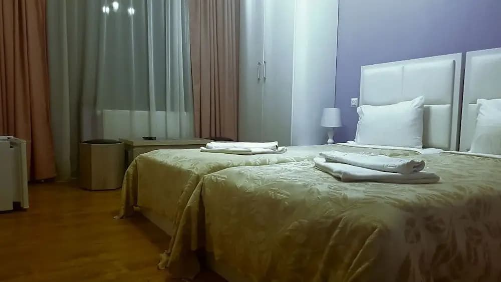 Stal Hotel + - photo 5