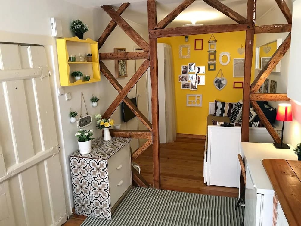 Typical studio in great location Tram 28 - photo 12