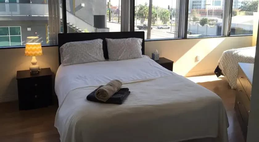 Studio Sunset Blvd - photo 2