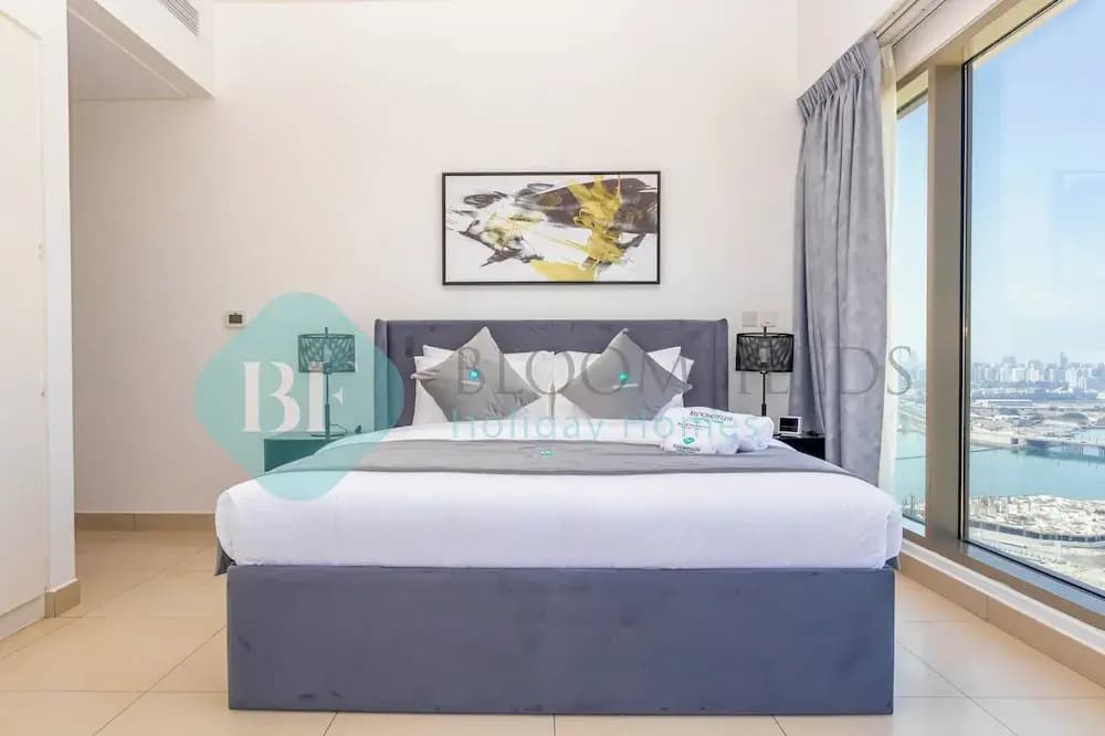 Bloomfields Elegant 2BR In Wave Tower - photo 4