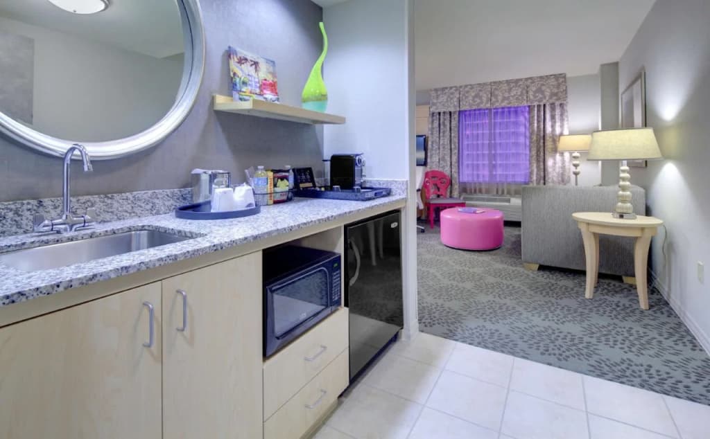 Hampton Inn & Suites Miami/Brickell-Downtown - photo 42