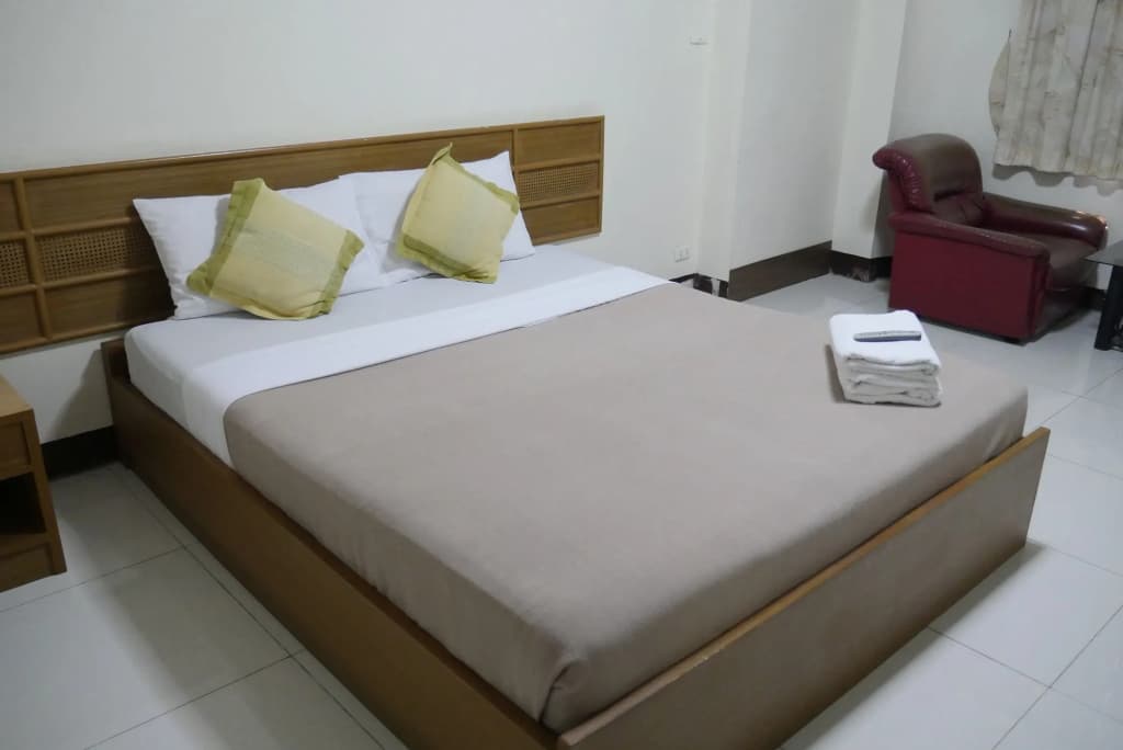 Michael Inn - photo 3