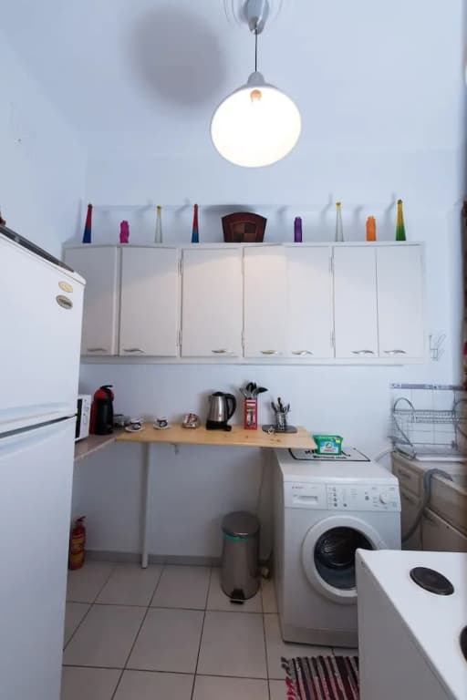 Athinian Apartment Veikou - photo 15