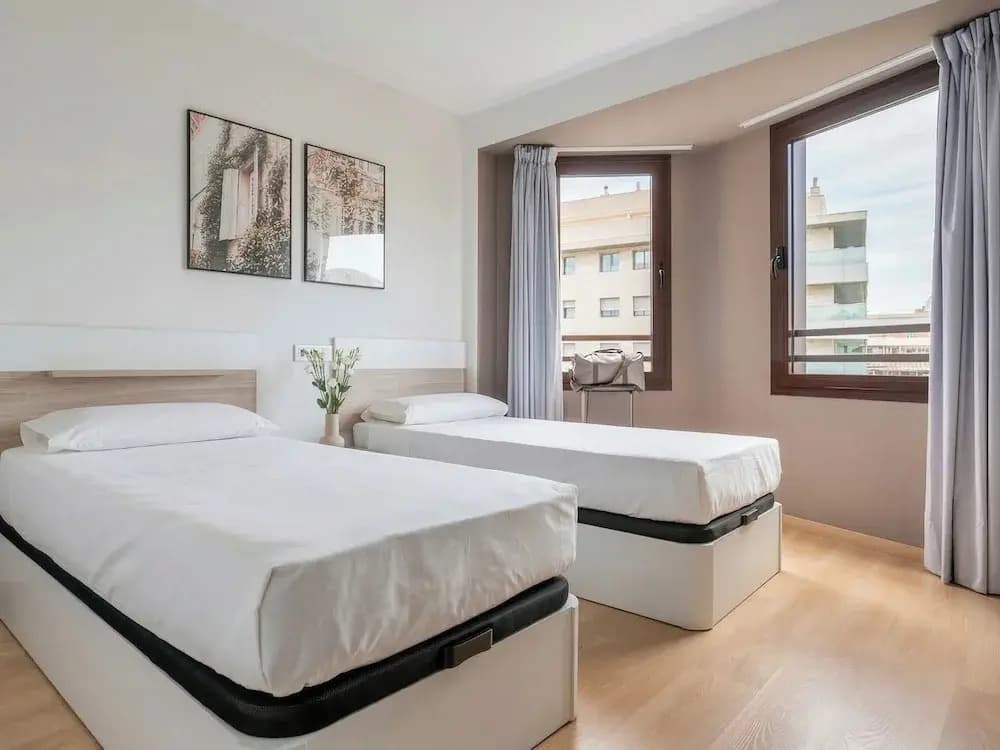 Limehome Barcelona Carrer de Fontcoberta - photo 24