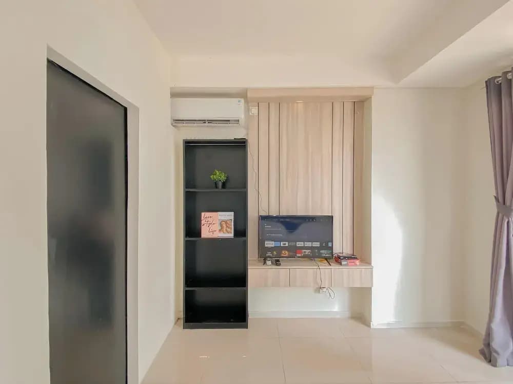 Basic Studio At Daan Mogot City Apartment - photo 5