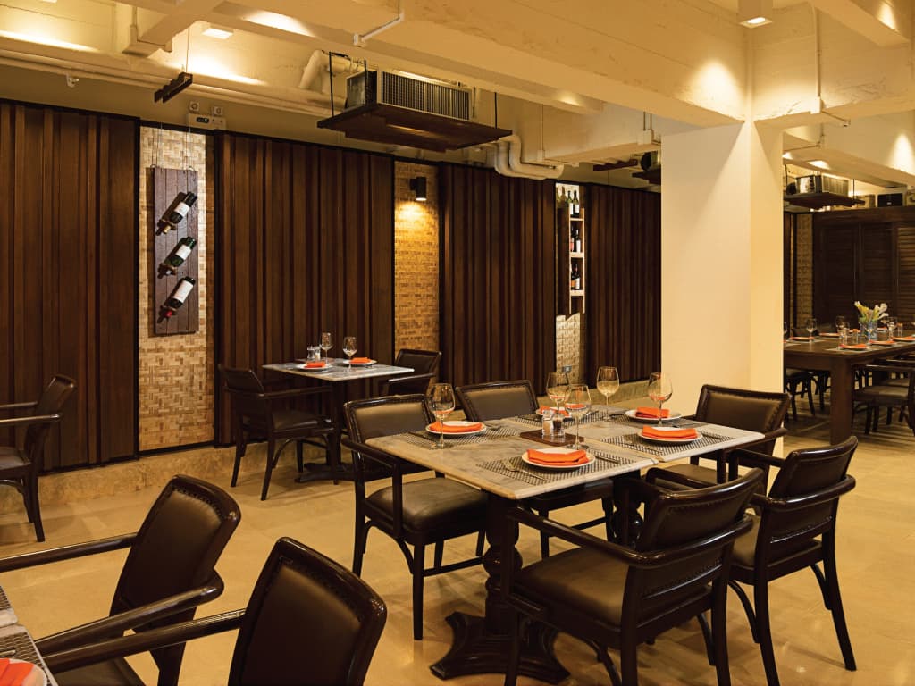 Mövenpick Suriwongse Hotel Chiang Mai - photo 21