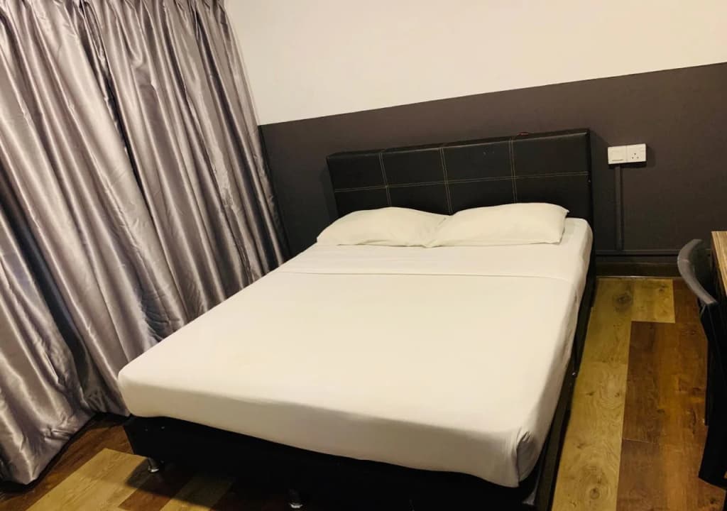 V Hotel - main photo