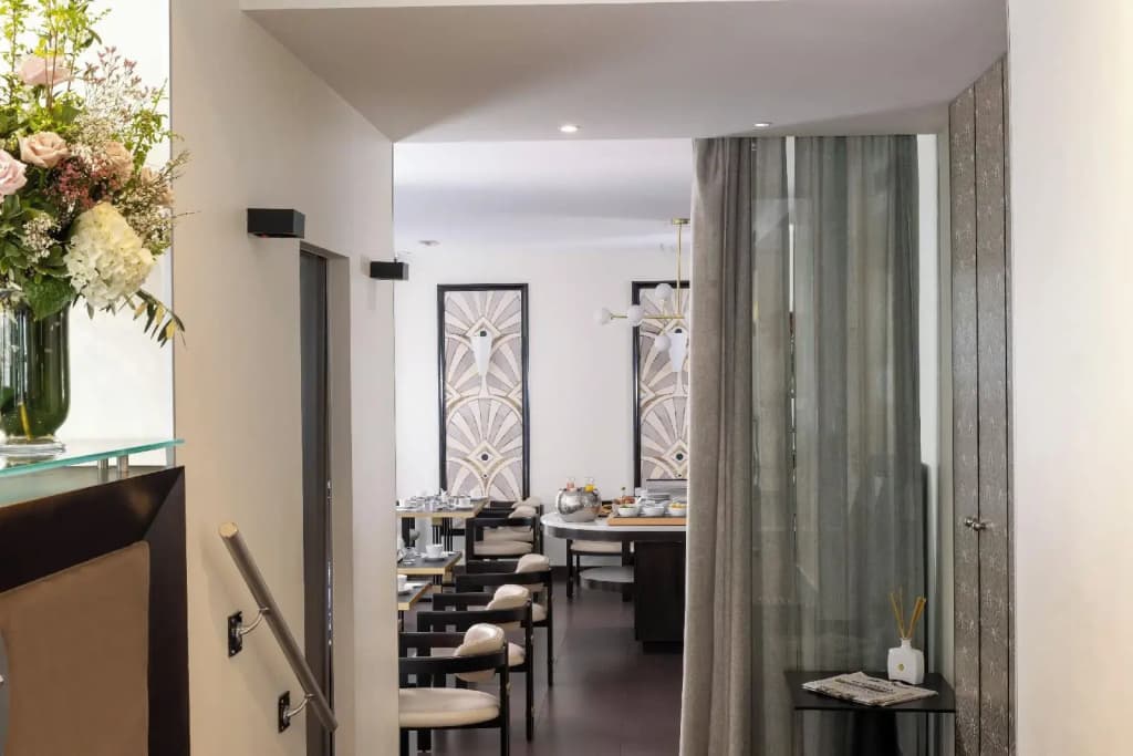 Hôtel Elysées Bassano - photo 20
