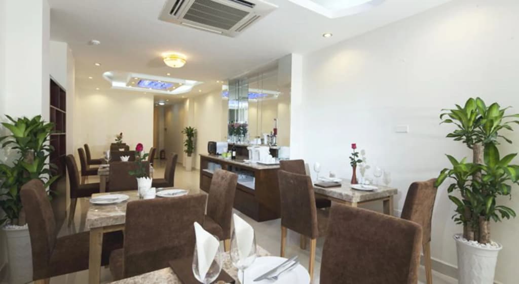 Rising Dragon Legend Hotel - photo 16