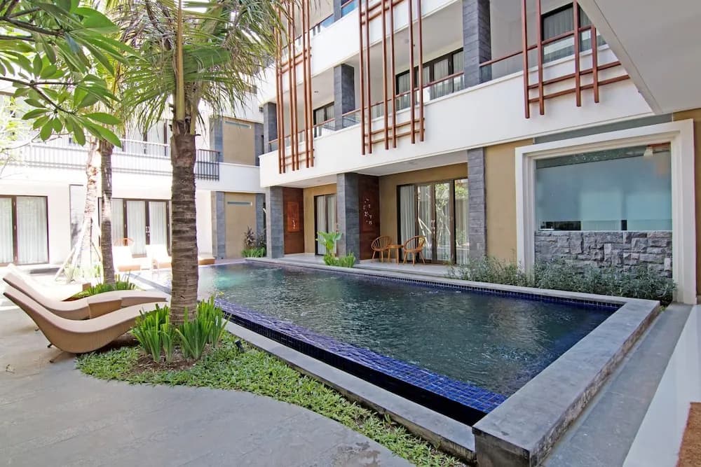 Seminyak Lagoon All Suites Hotel - photo 7