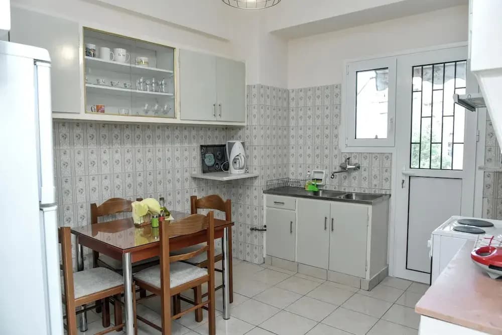 Cozy & Spacious Apartment in Central - photo 16