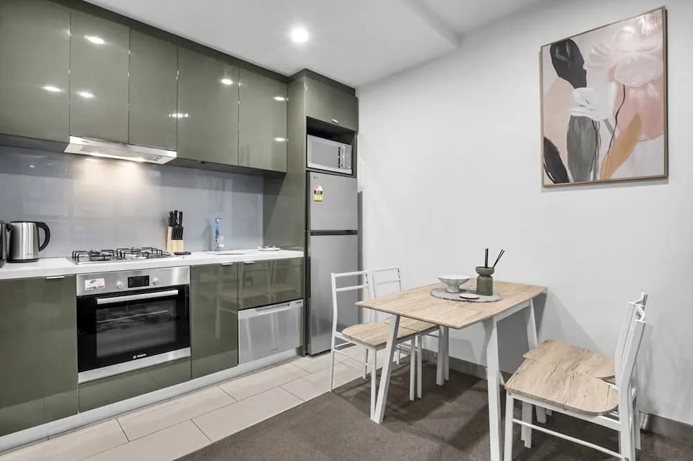 Elevated 1-bed Retreat Near Crown - photo 9