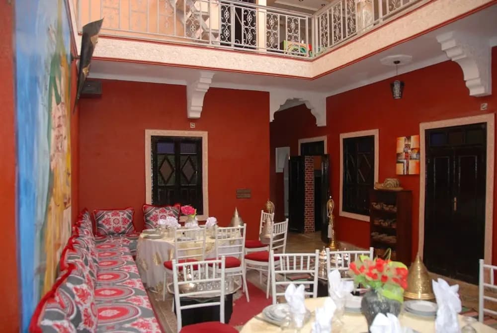 Red Castle Hostel - Backpacker - photo 6