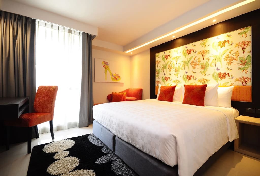 Hotel Clover Asoke - photo 13