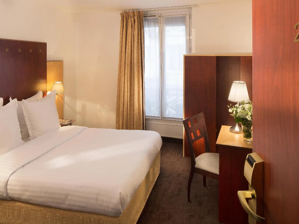 Hotel 10 Opera by HappyCulture - photo 3