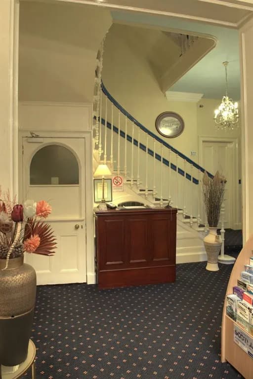 City Guest House - photo 2