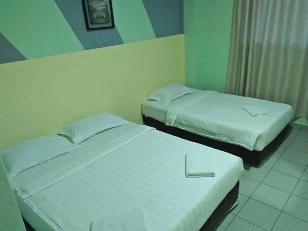 Hotel Tuaran - photo 2