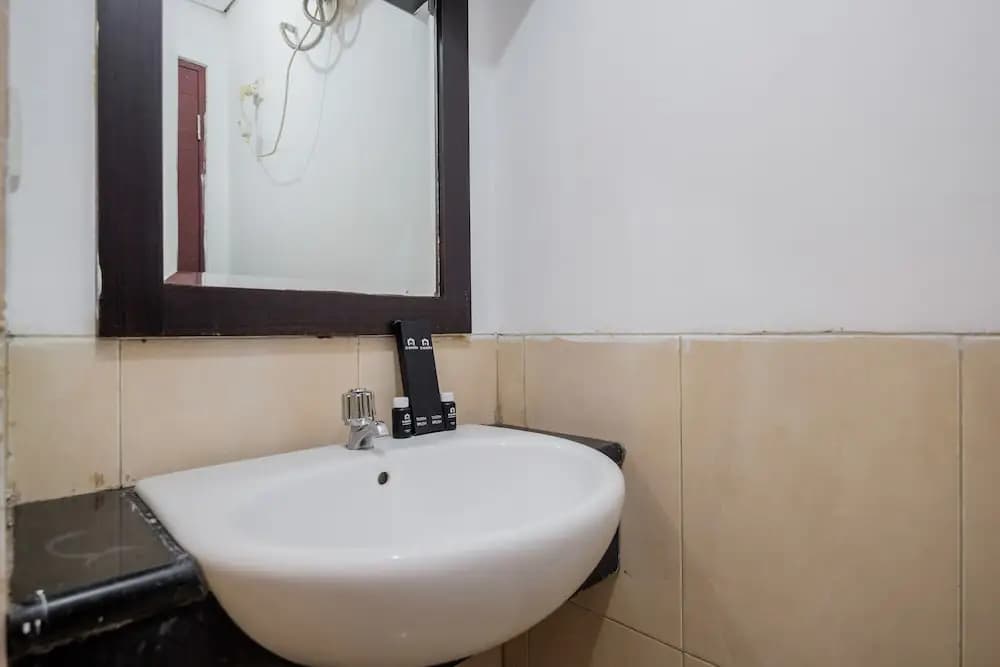 Relaxing Studio Apartment Mangga Dua Residence Near Itc Mall - photo 6