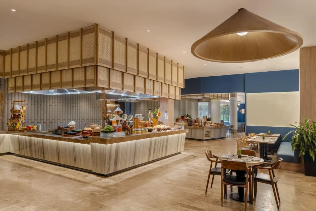 Melia Danang Beach Resort - photo 48