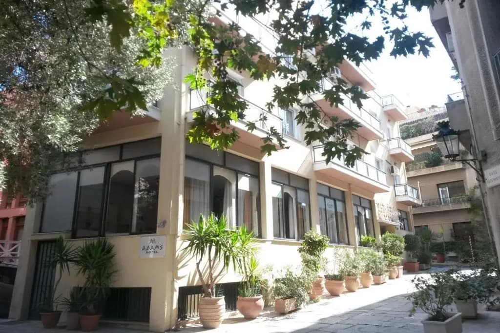 Adams Hotel - photo 1