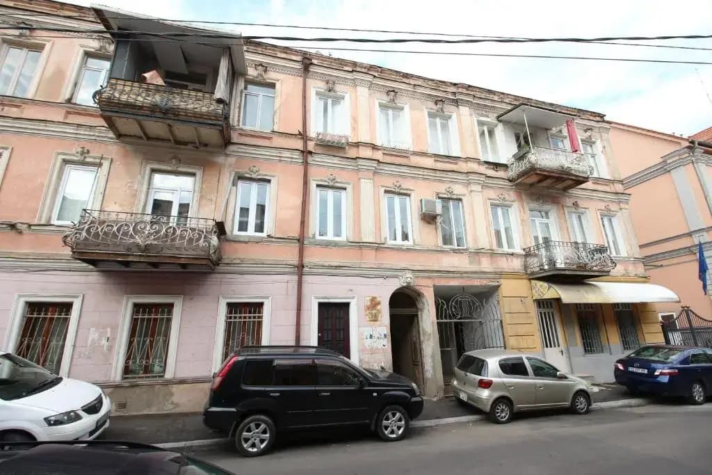 A Comfortable Flat in old Tbilisi - main photo