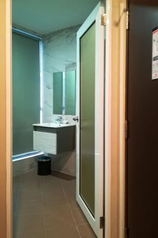 The Loft Plaza Hotel - photo 20