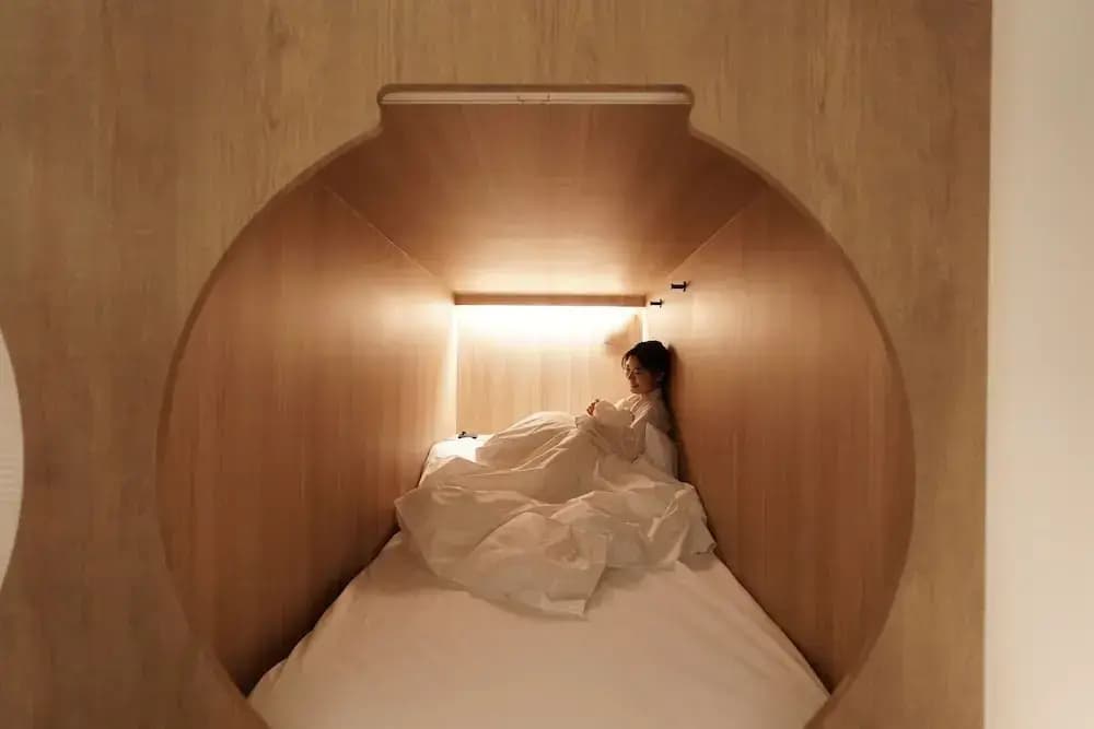 D.A.L Premium Capsule Hotel - photo 3