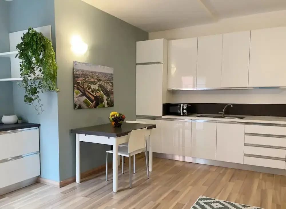 Cozy Apt With Gym & Parking, Milan - photo 13