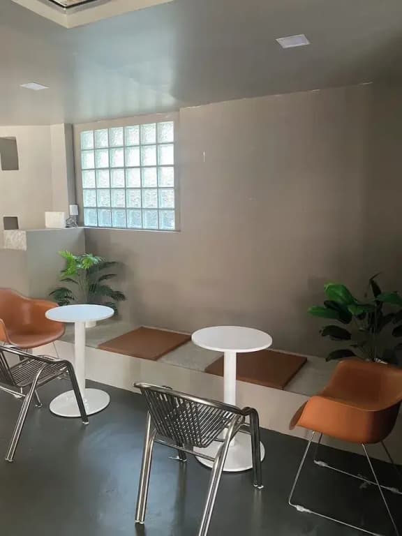 Hide Hostel - photo 9