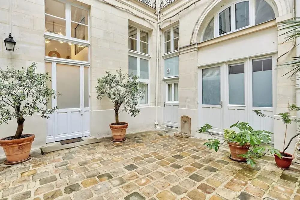 Superb AC Apartment Paris Center Bourse Place - photo 1