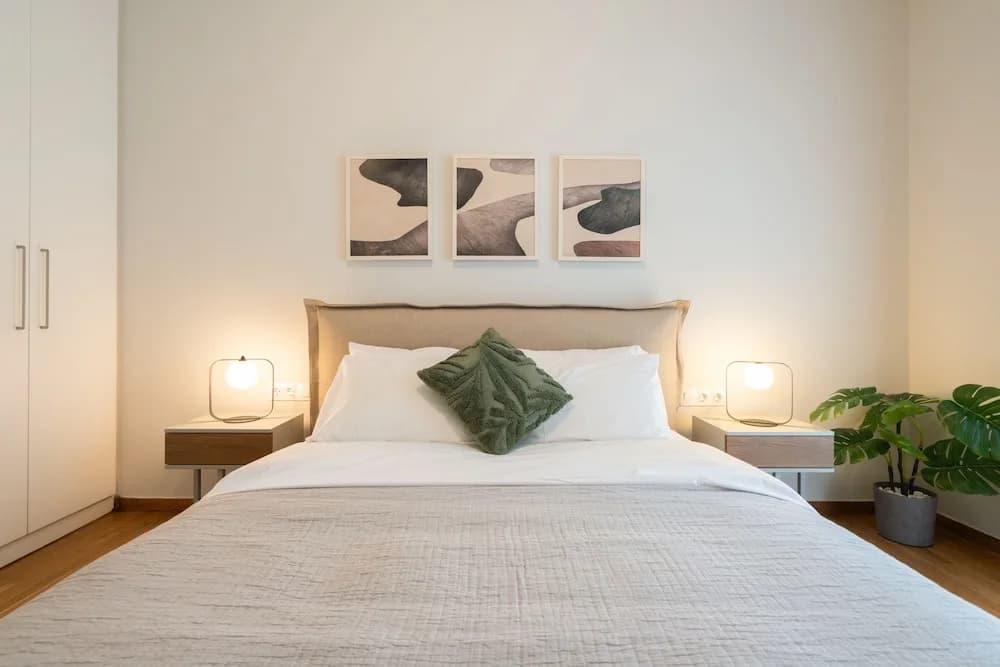 Digital Nomad Friendly Apt in Athens - photo 4