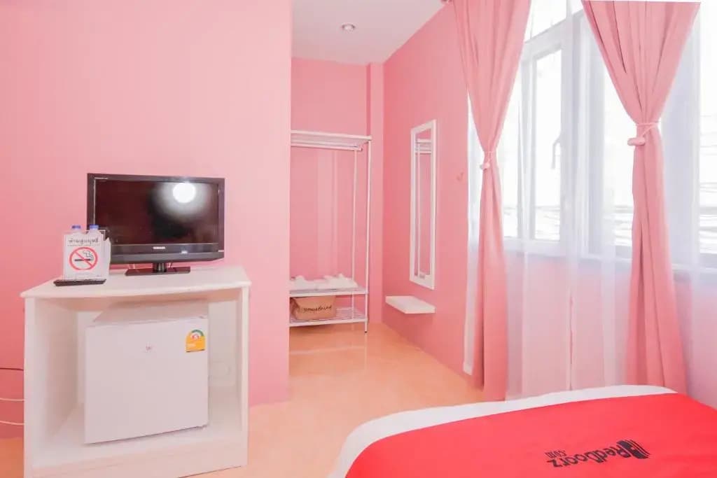 Reddoorz Venice Boutique Hua hin Hotel - photo 2